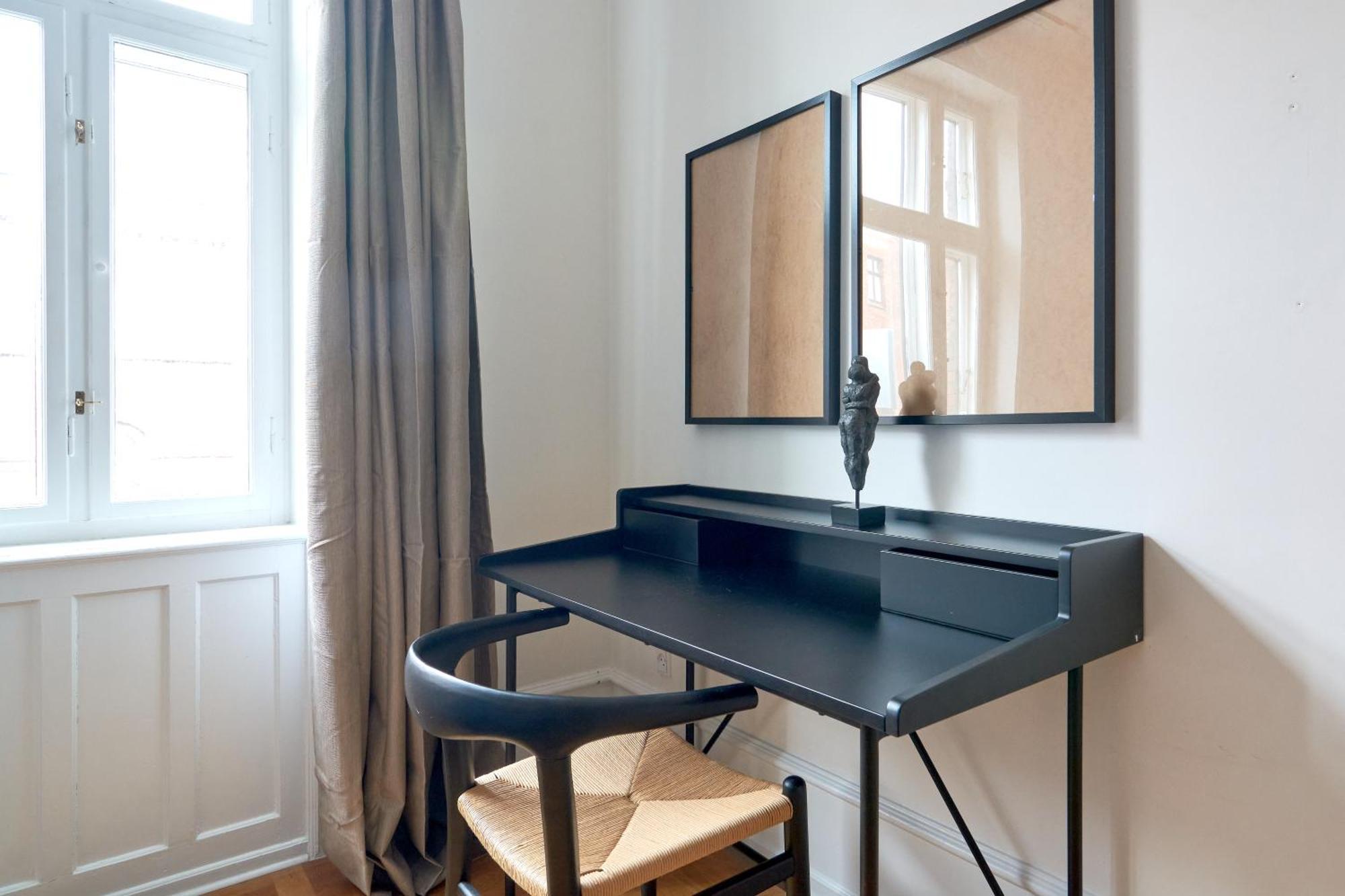 Spacious 3 Bedroom Manor Flat Next To Tivoli Copenhaga Exterior foto